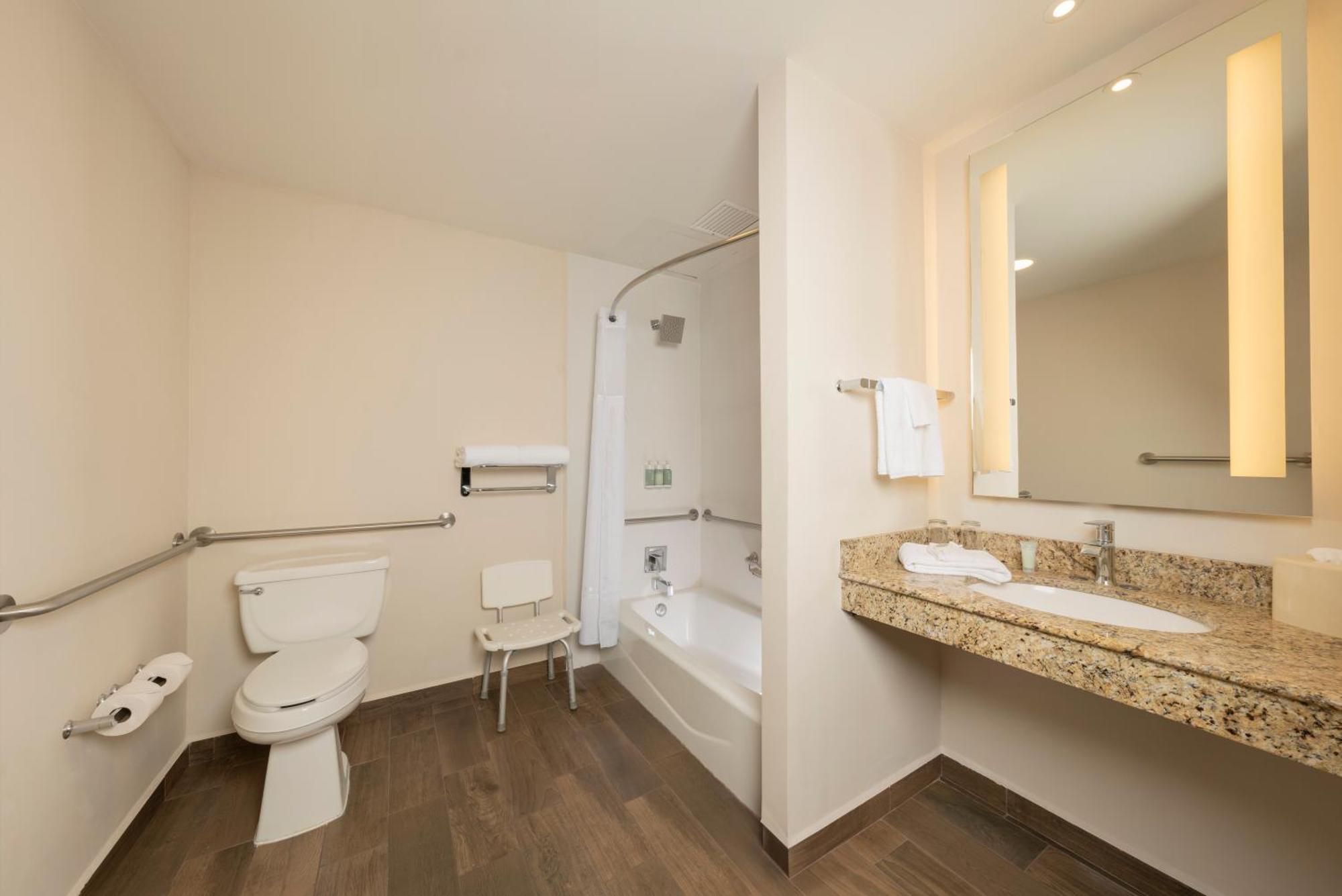 Courtyard By Marriott San Luis Potosi Hotel Buitenkant foto